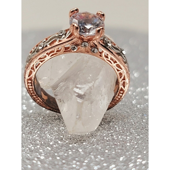 Fashion Jewelry Ring Cubic Zirconia Size 10 - Picture 1 of 6